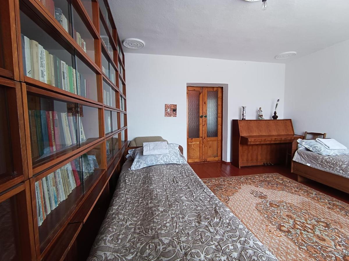 Meerim Guest House Bokonbayevo Ngoại thất bức ảnh