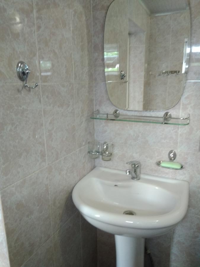 Meerim Guest House Bokonbayevo Ngoại thất bức ảnh